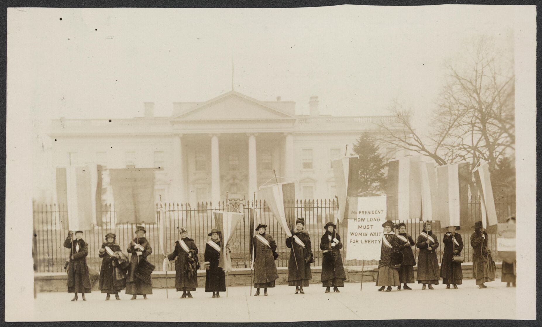 Suffragette picket lines for voting rights in 1917